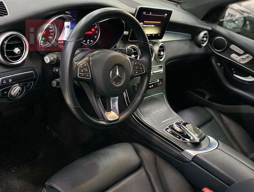 مێرسێدس بێنز GLC